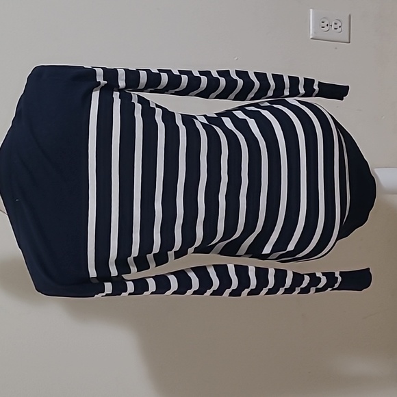 NWOT  Black and white stripe cardigan from Papaya in size L - Picture 4 of 5